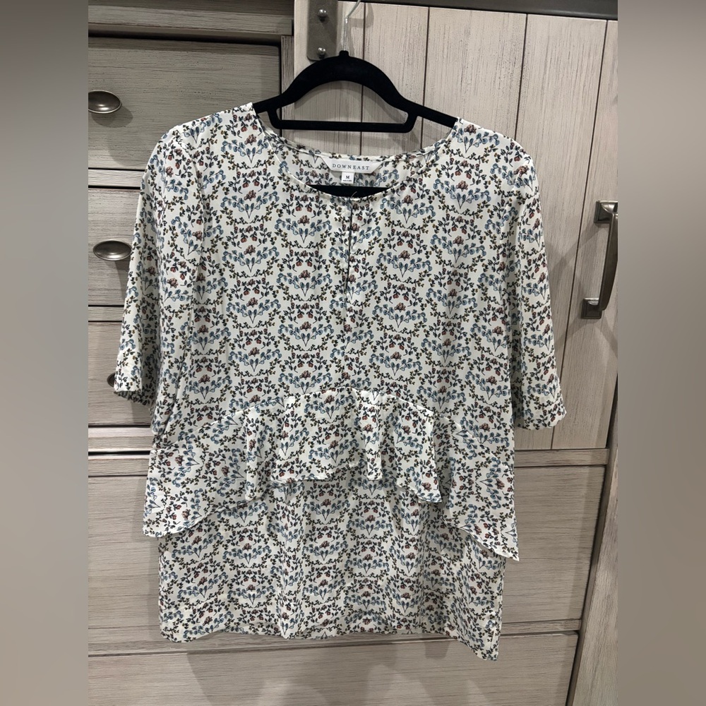 DownEast Multicolor Floral print ruffle Top